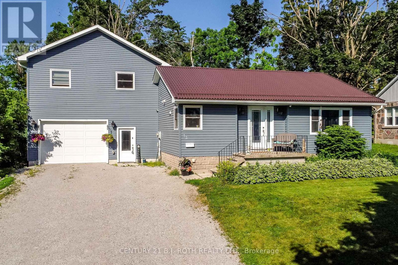 Property at 13 FITTON HEIGHTS image 1