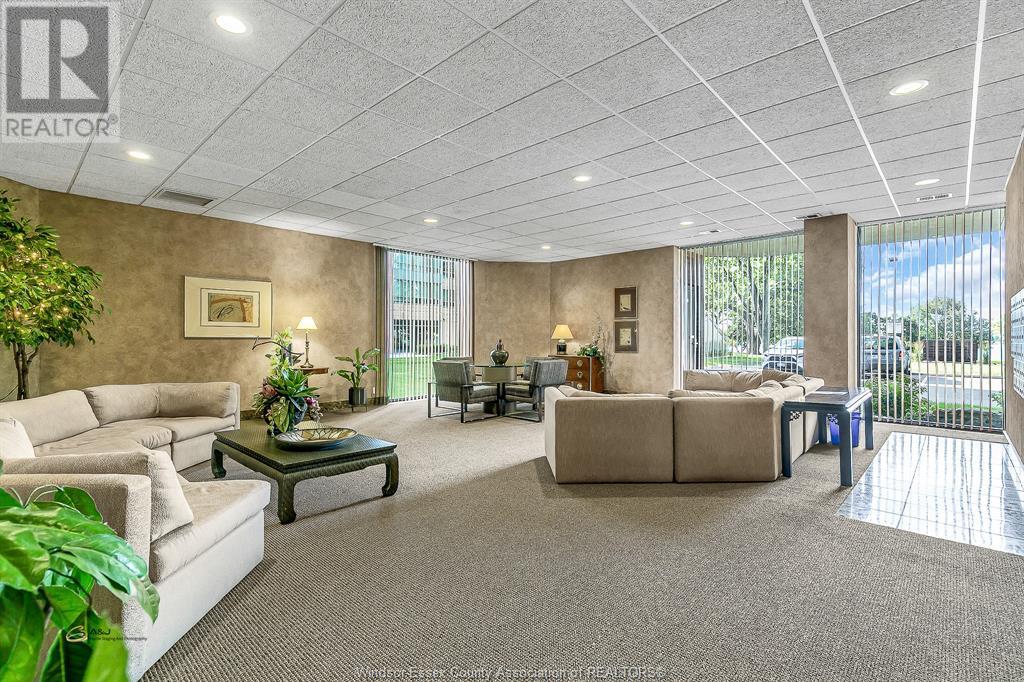Property at 3663 RIVERSIDE DRIVE East Unit# 503 image 4