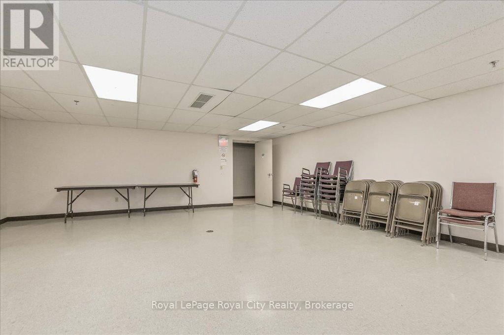 110 - 107 Bagot Street, Guelph, Ontario N1H 8H5 - Photo 34 - X12255804