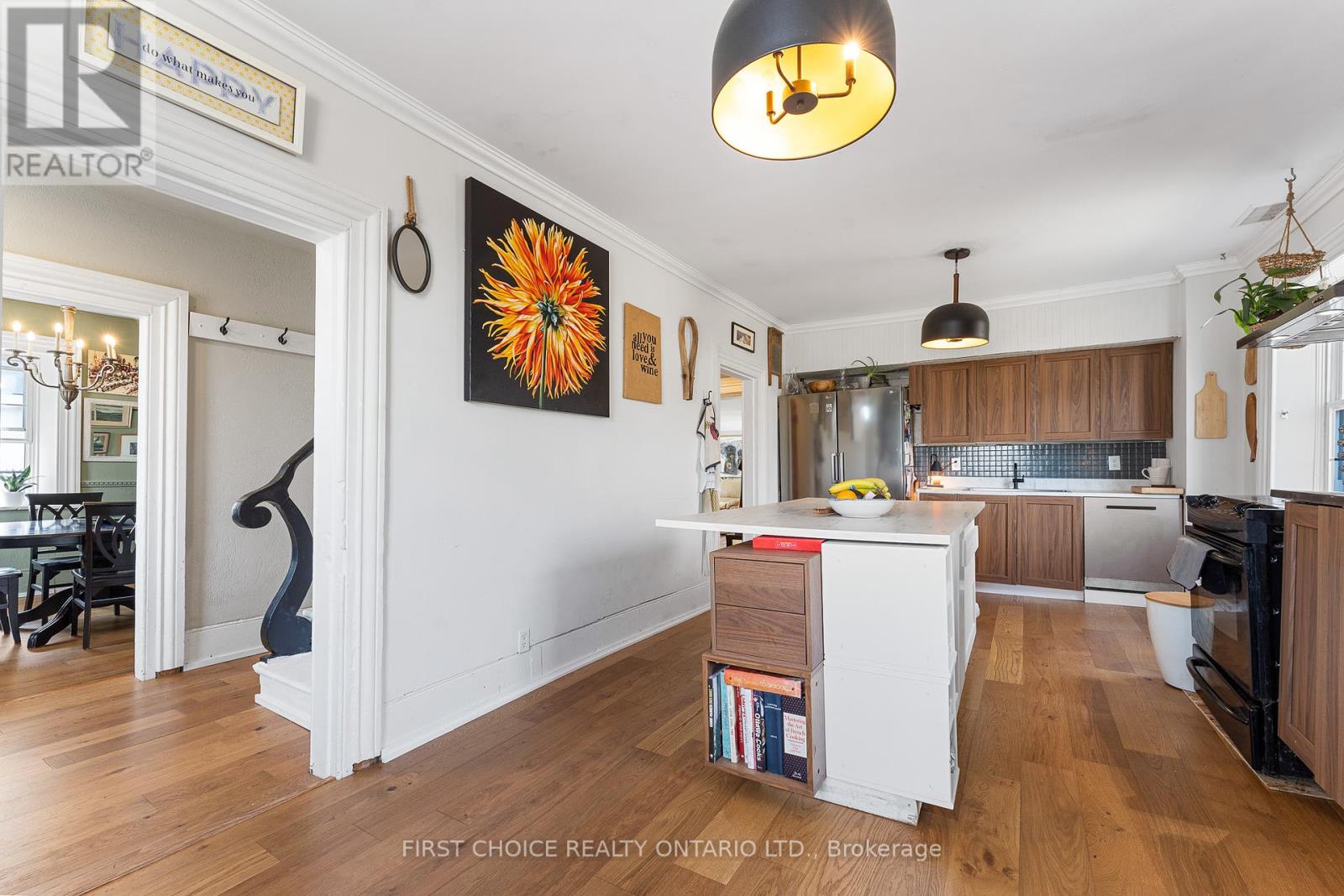 Property at 8 CAMPBELL REID COURT image 5