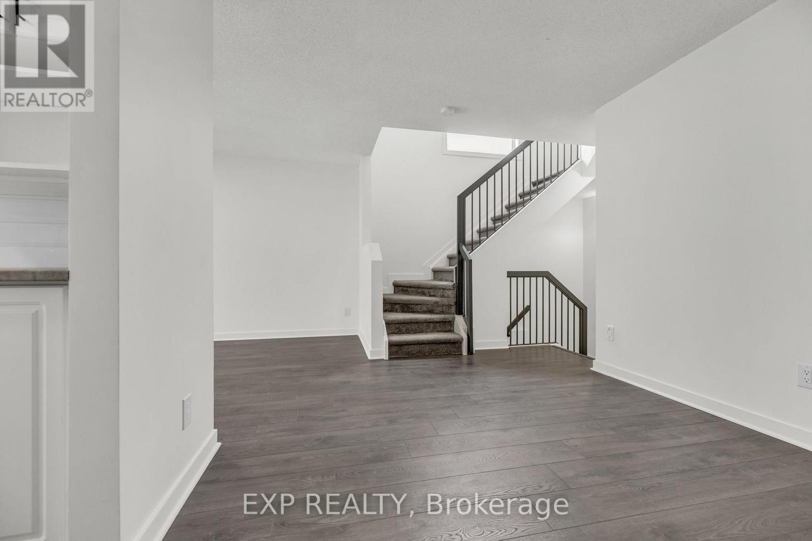 Property at 423 HILLSBORO PRIVATE image 4