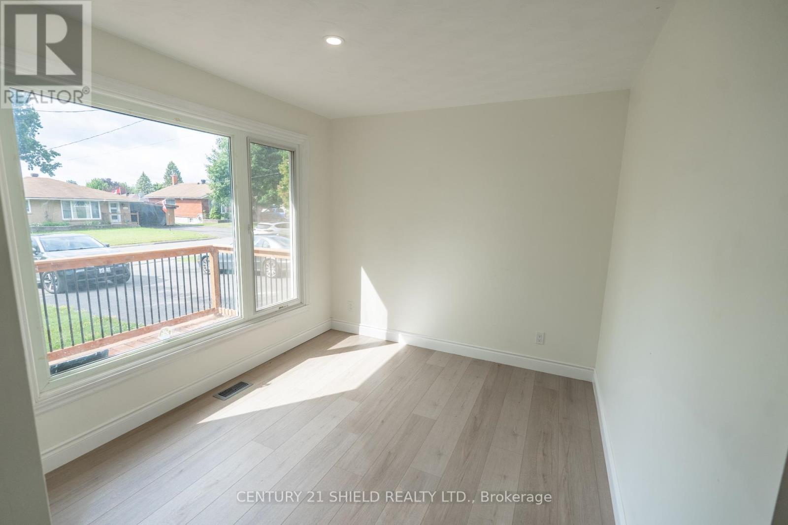 Property at 1514 FRANCES ANN AVENUE image 2