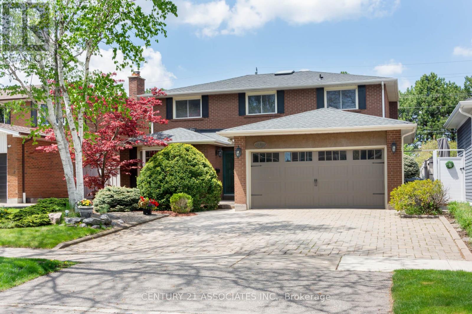 Property at 2475 POPLAR CRESCENT image 1