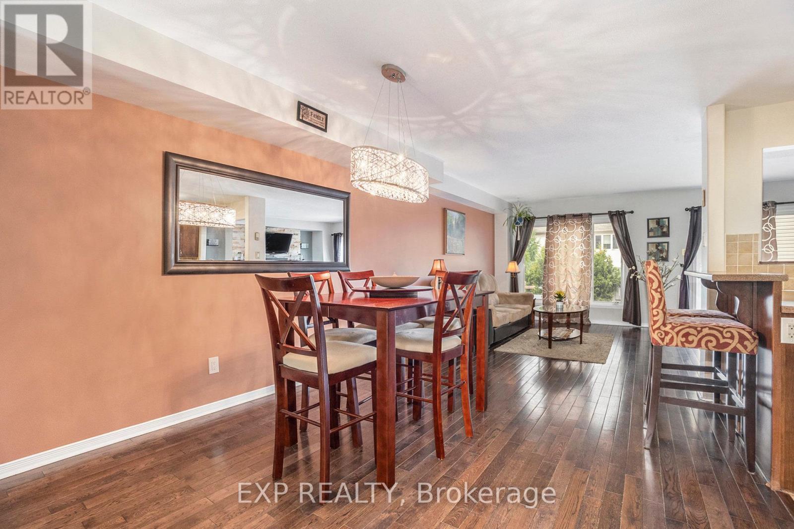 Property at 215 PARKROSE PRIVATE image 5