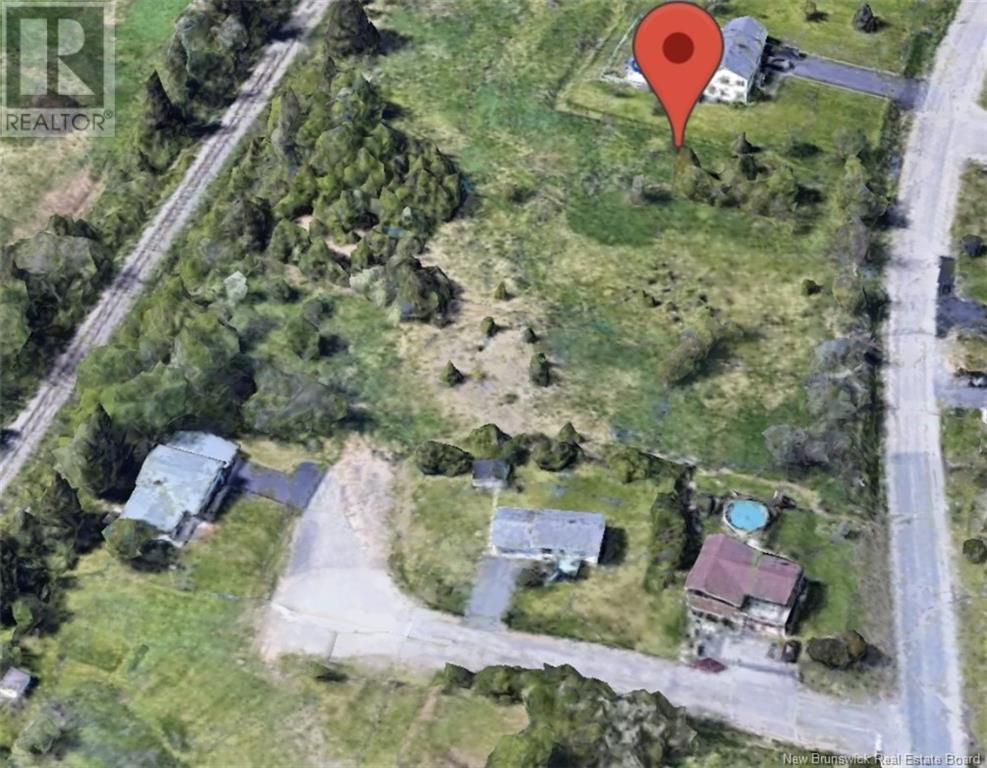 1780 Riverside Drive, Bathurst, New Brunswick  E2A 6L4 - Photo 2 - NB122002