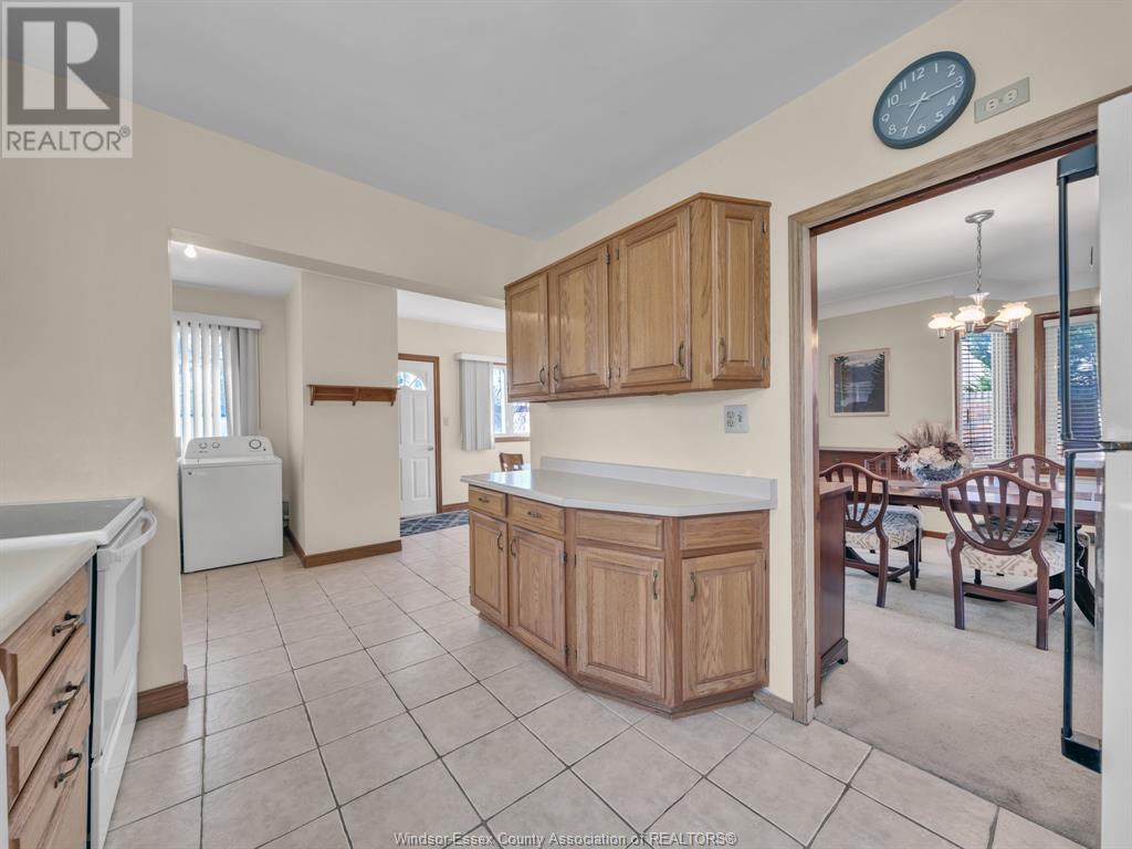 12506 Riverside Drive, Tecumseh, Ontario  N8N 1A3 - Photo 16 - 25010285
