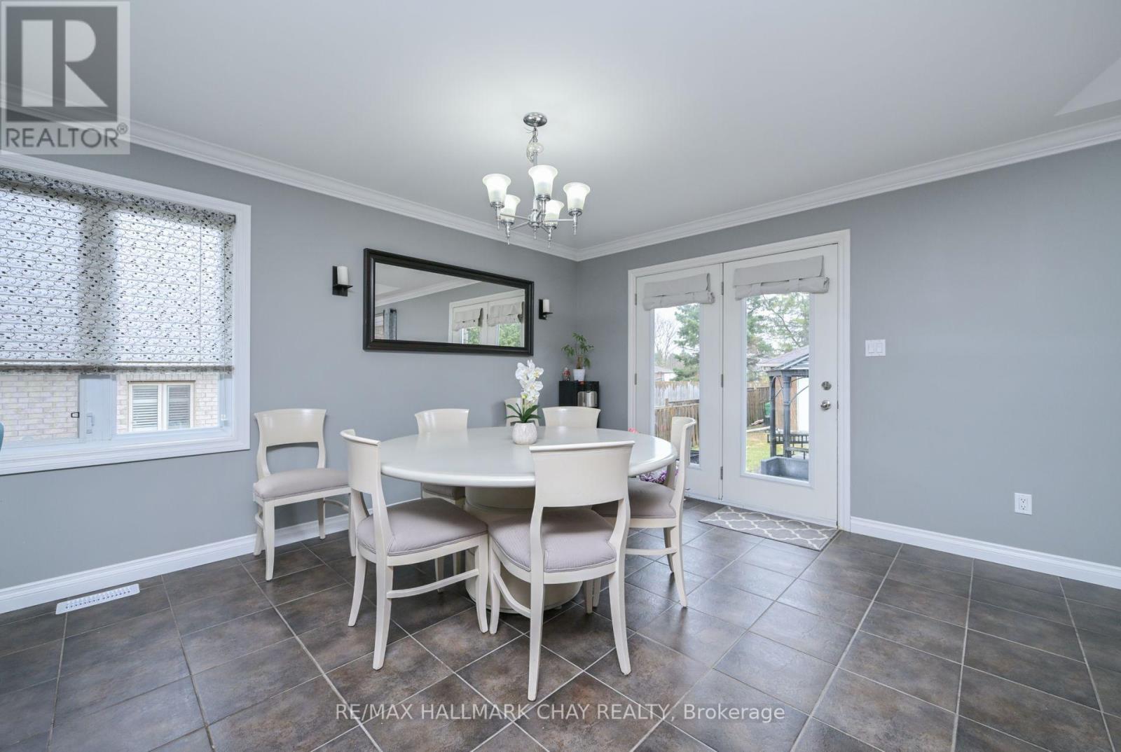 7629 Keenansville Road, Adjala-Tosorontio, Ontario  L0G 1W0 - Photo 12 - N12255713