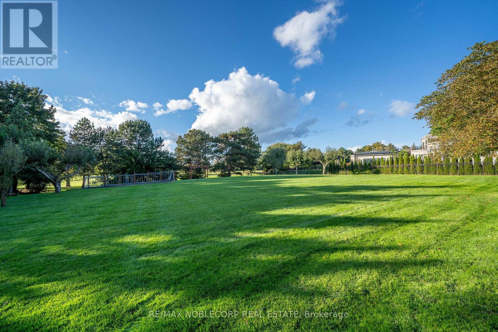 72 Balding Boulevard, Vaughan (East Woodbridge), Ontario  L4L 3R9 - Photo 9 - N12255910