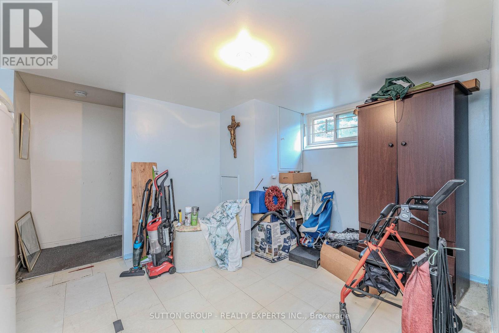 24 Vanderbrent Crescent, Toronto, Ontario  M9R 3W8 - Photo 34 - W12226038