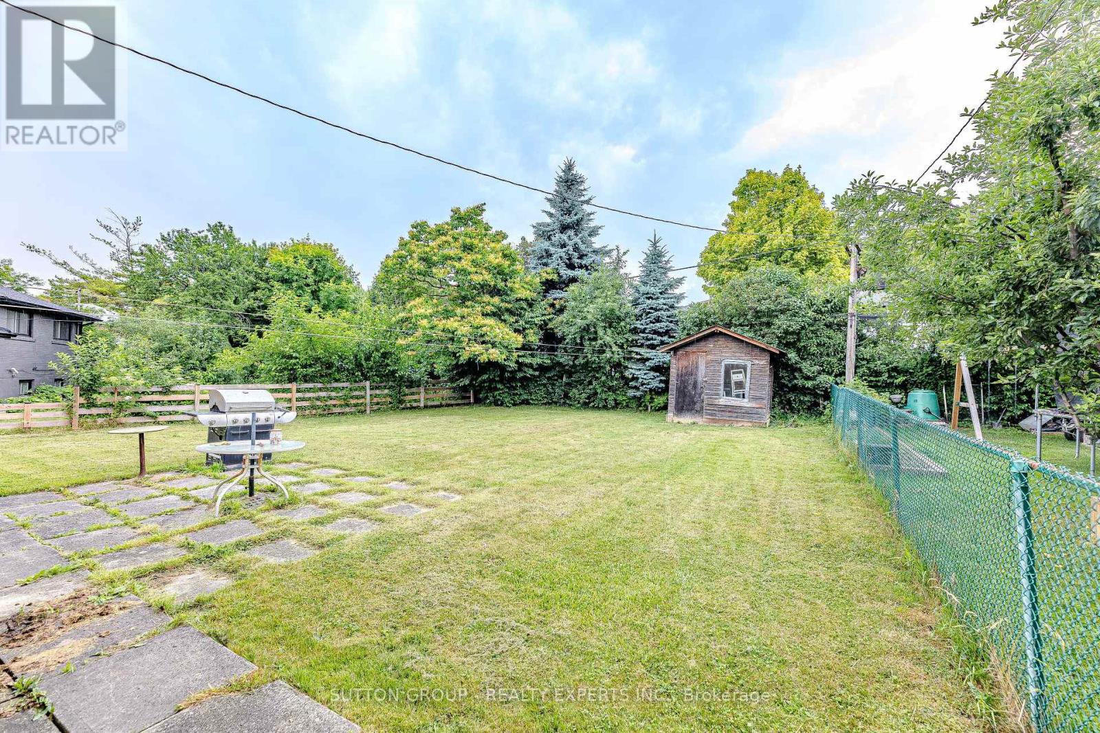 24 Vanderbrent Crescent, Toronto, Ontario  M9R 3W8 - Photo 42 - W12226038