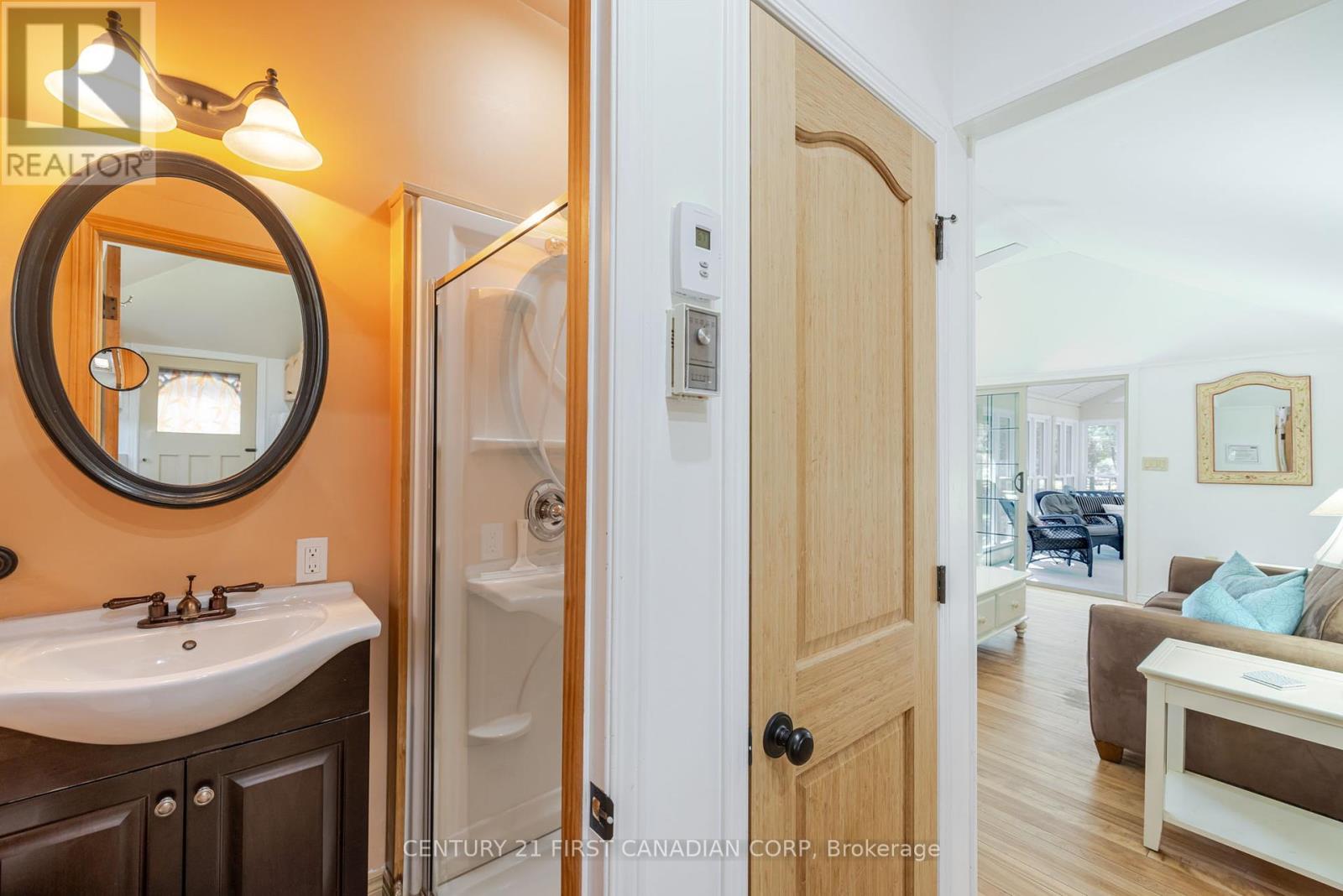 47 Heaman Crescent, Lambton Shores, Ontario  N0M 1T0 - Photo 19 - X12255974
