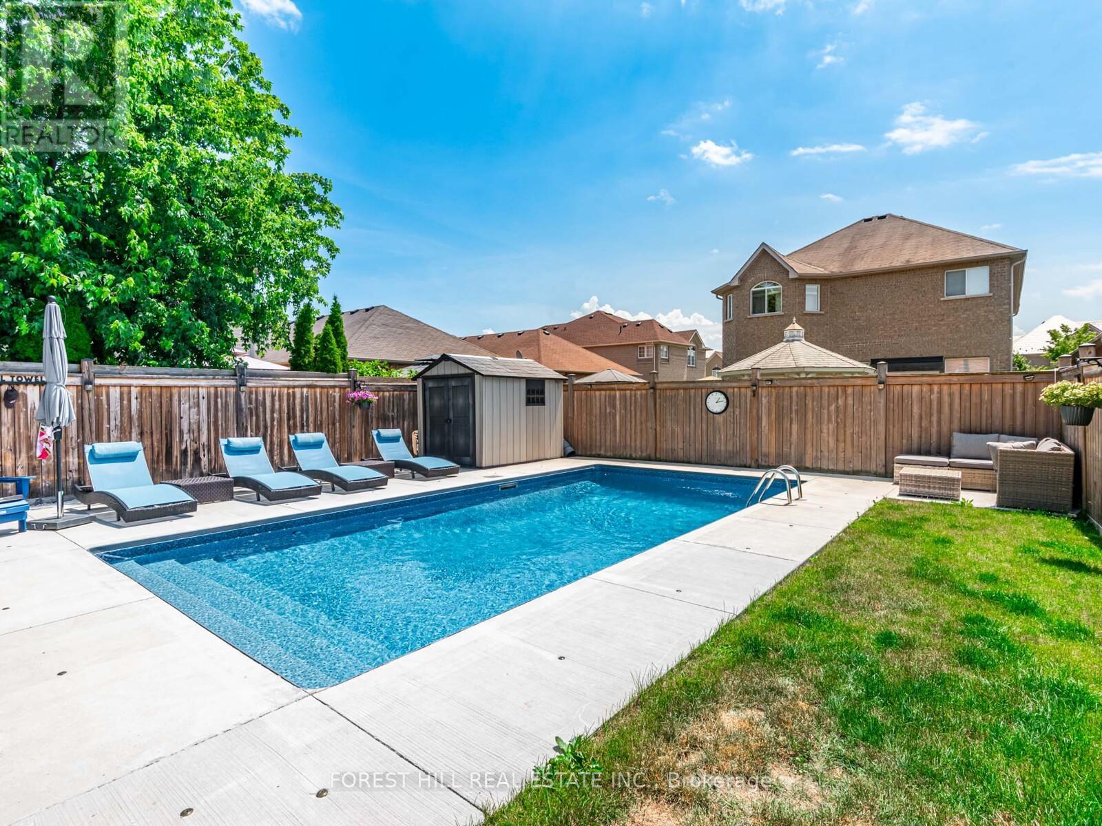 33 Connaught Lane, Barrie, Ontario  L4M 0A6 - Photo 30 - S12255742