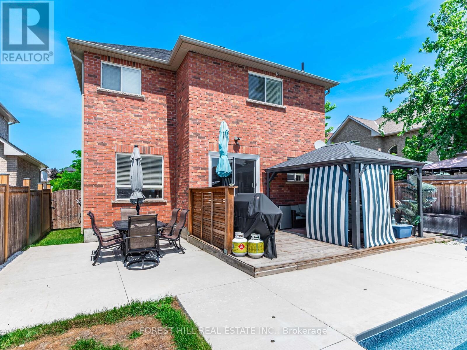 33 Connaught Lane, Barrie, Ontario  L4M 0A6 - Photo 31 - S12255742