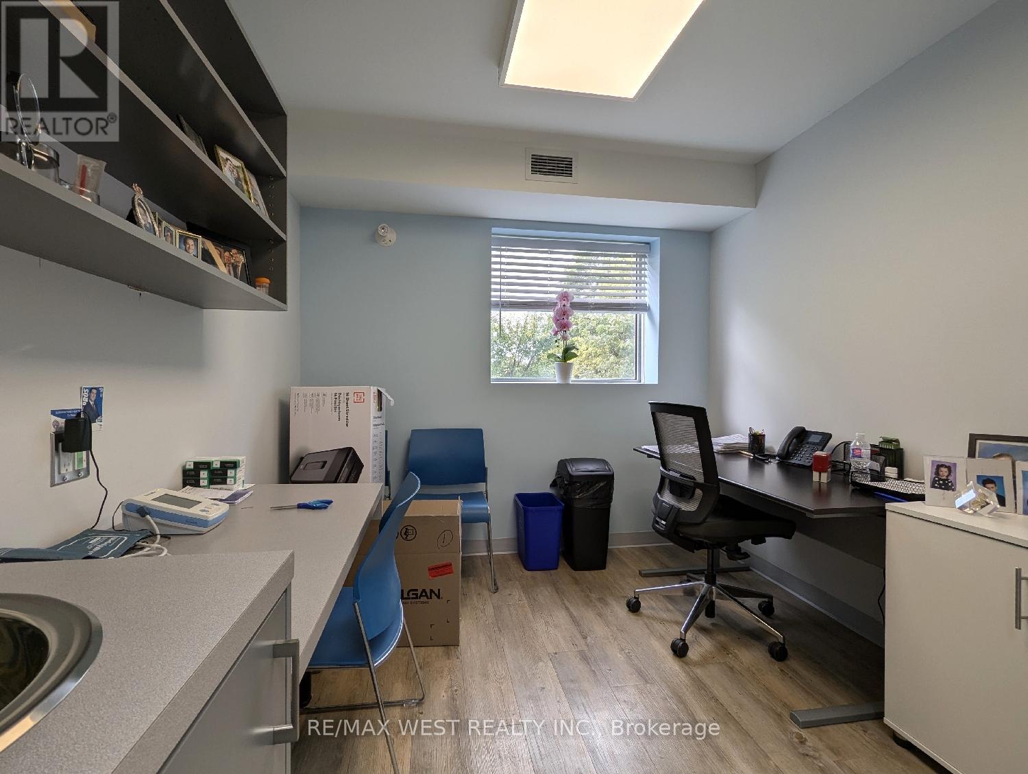 Suite 200 (4 & 5) - 2920 Dufferin Street, Toronto, Ontario  M6B 3S8 - Photo 19 - W12255719