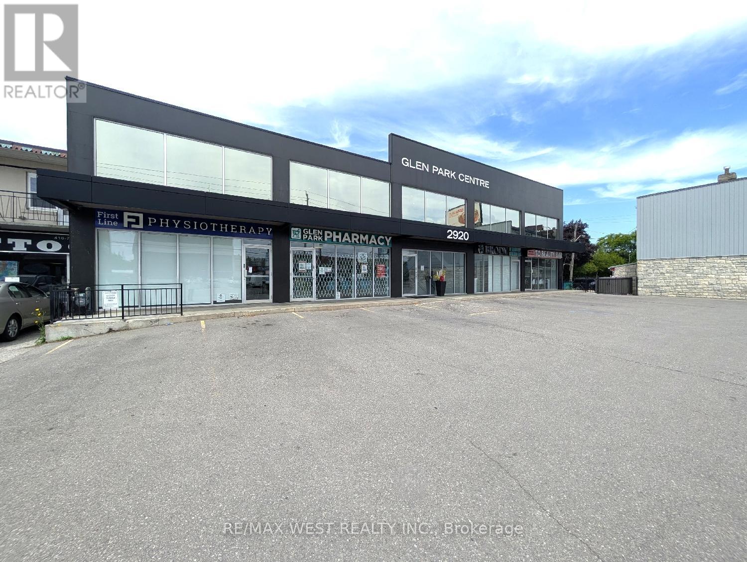Suite 200 (4 & 5) - 2920 Dufferin Street, Toronto, Ontario  M6B 3S8 - Photo 26 - W12255719