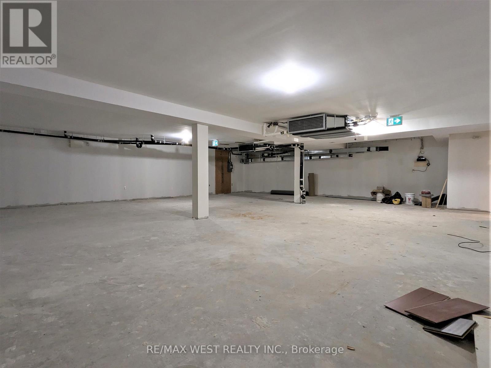 Ll1 - 2920 Dufferin Street, Toronto, Ontario  M6B 3S8 - Photo 14 - W12255758