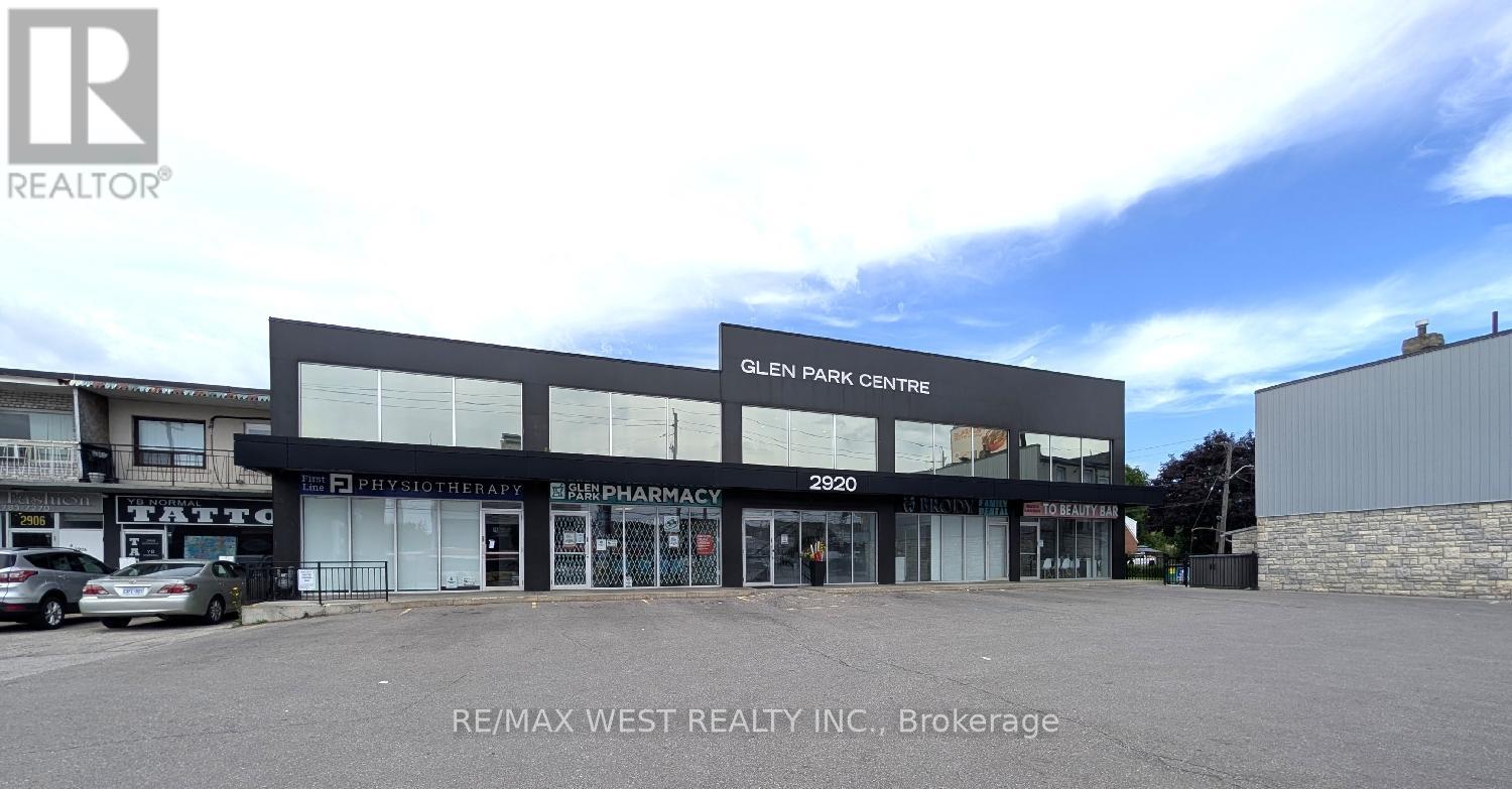 Ll2 - 2920 Dufferin Street, Toronto, Ontario  M6B 3S8 - Photo 1 - W12255778