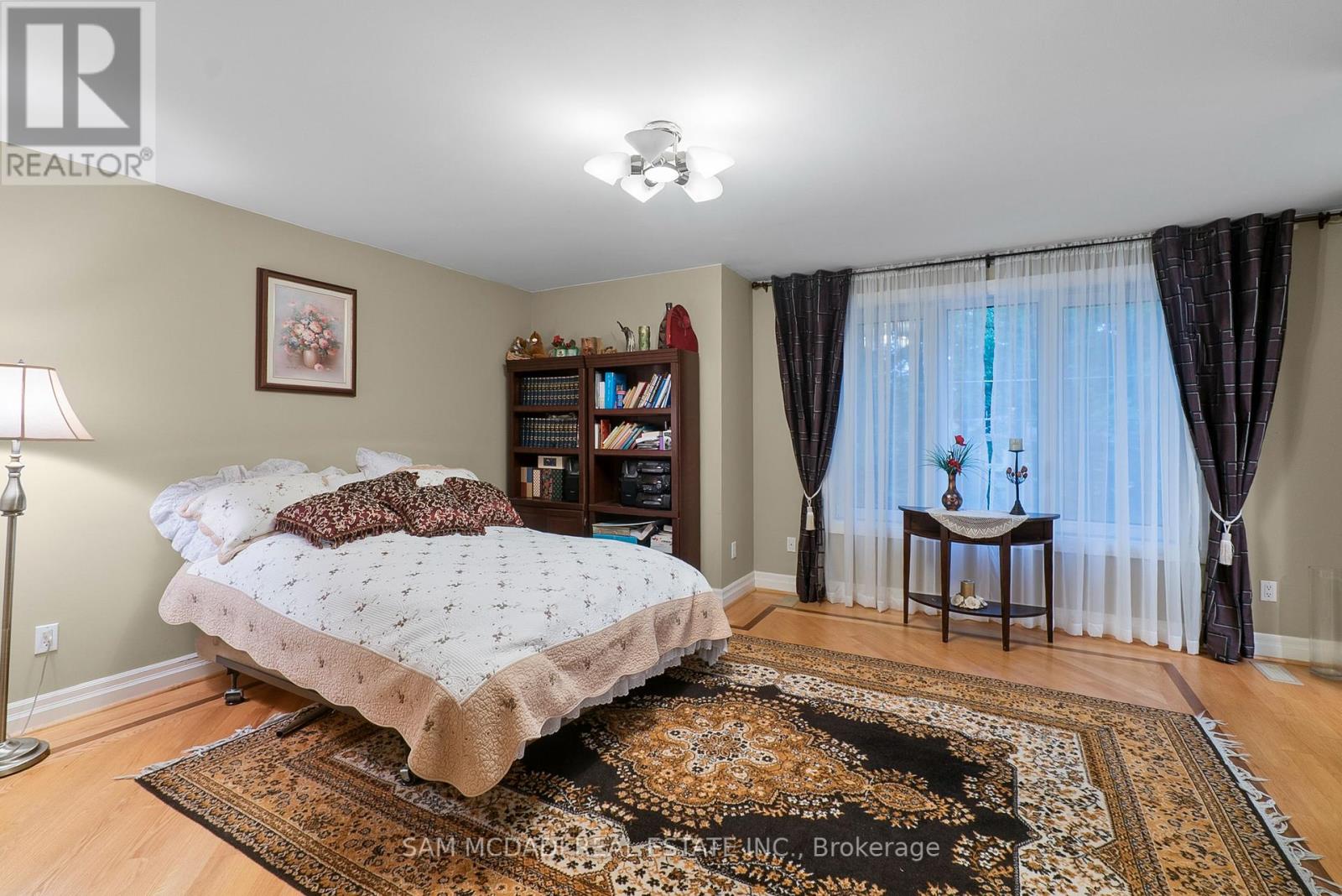 978 Tennyson Avenue, Mississauga, Ontario  L5H 2Z1 - Photo 27 - W12255792