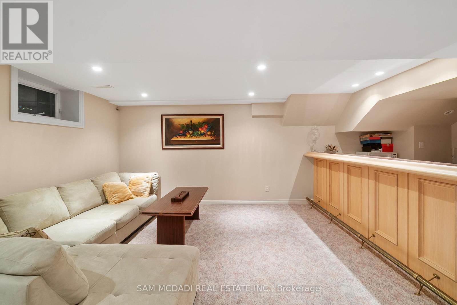 978 Tennyson Avenue, Mississauga, Ontario  L5H 2Z1 - Photo 39 - W12255792