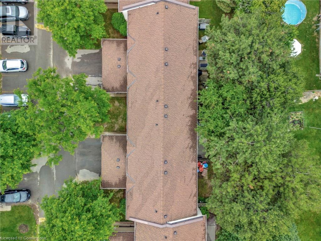 Property at 476 KINGSCOURT Drive Unit# 19 image 4