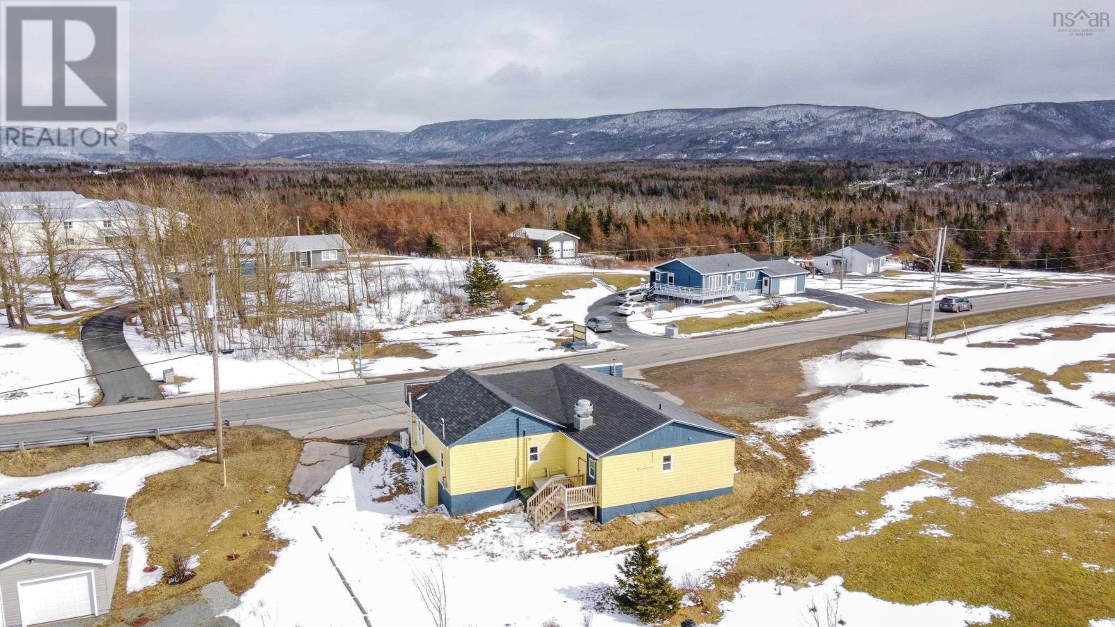 14925 Cabot Trail Road, Chéticamp, Nova Scotia  B0E 1H0 - Photo 10 - 202516267