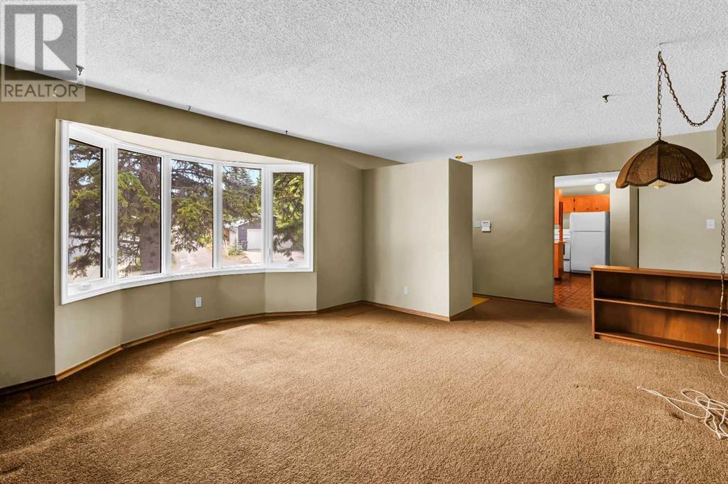 Property at 7512 Hunterfield Road NW image 5