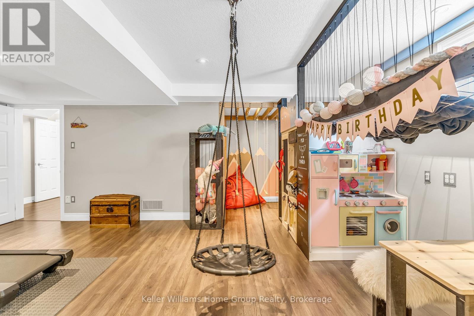 10 Bright Lane, Guelph, Ontario  N1L 1S6 - Photo 35 - X12255942