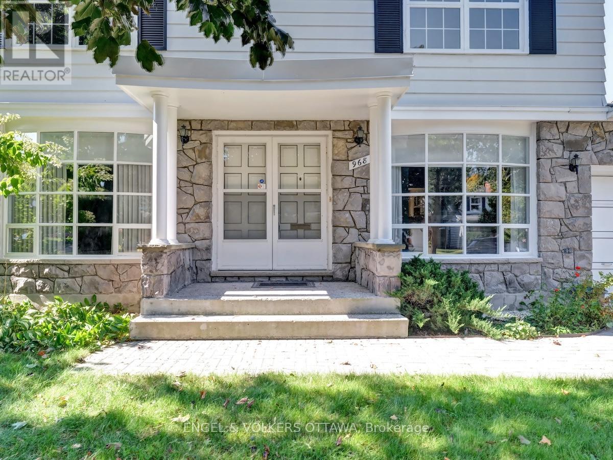 Property at 968 SADLER CRESCENT image 2