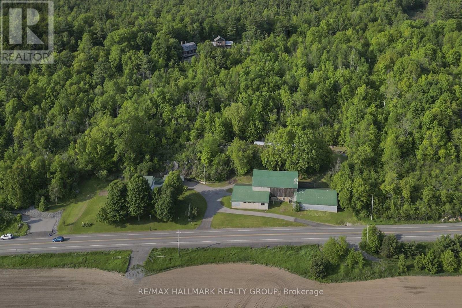 4240 Carp Road, Ottawa, Ontario  K0A 1L0 - Photo 43 - X12255954