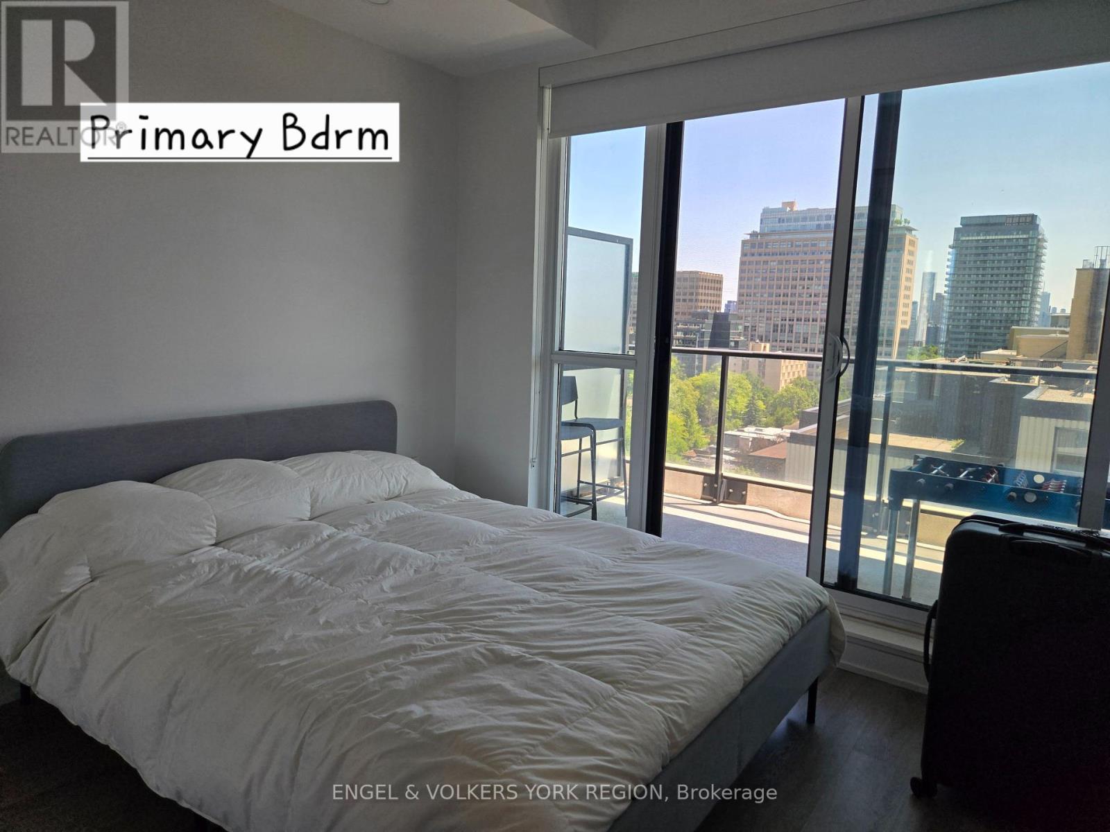 1105 - 609 Avenue Road, Toronto, Ontario  M5R 3R9 - Photo 9 - C12255831