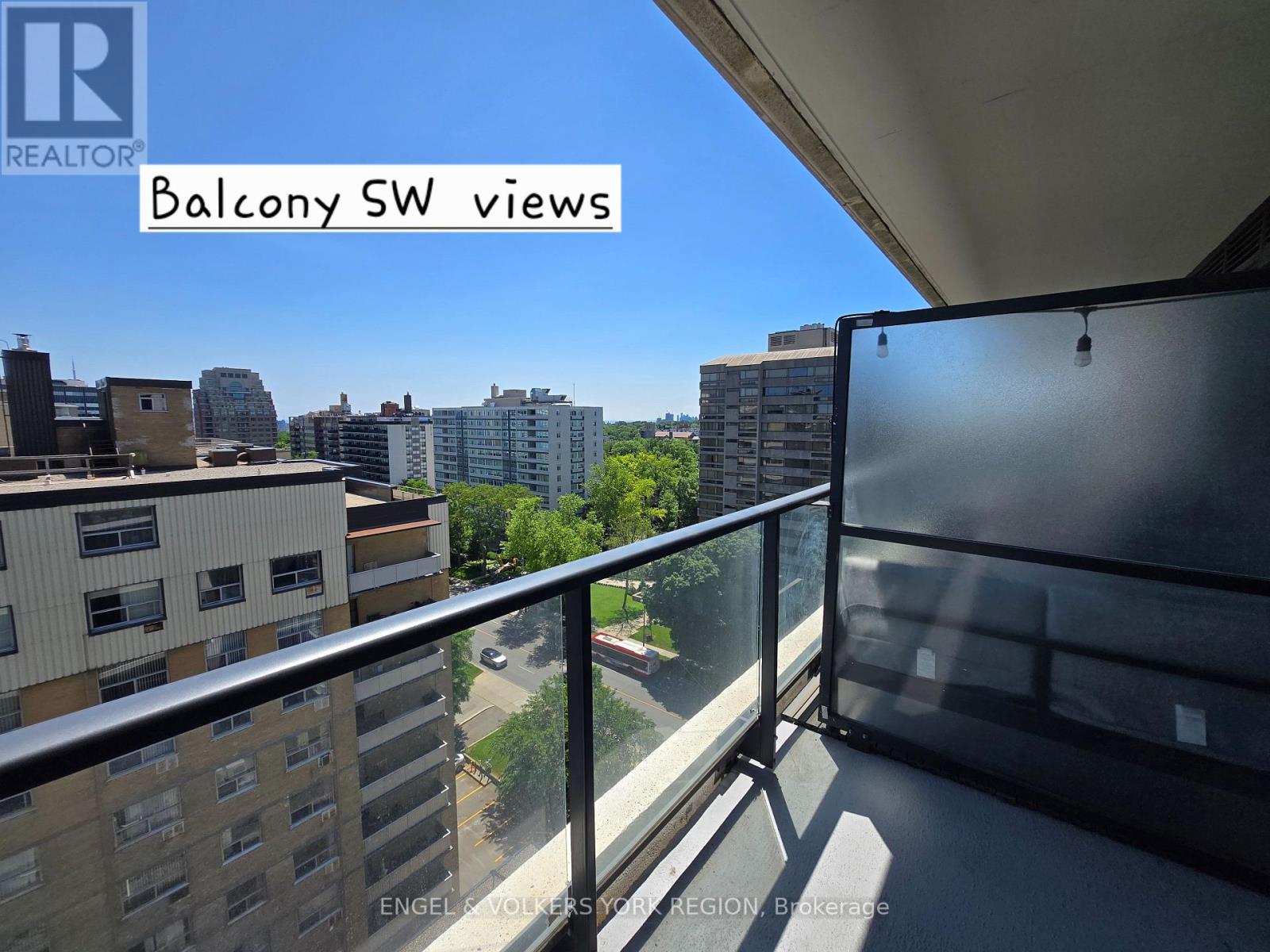 1105 - 609 Avenue Road, Toronto, Ontario  M5R 3R9 - Photo 8 - C12255831
