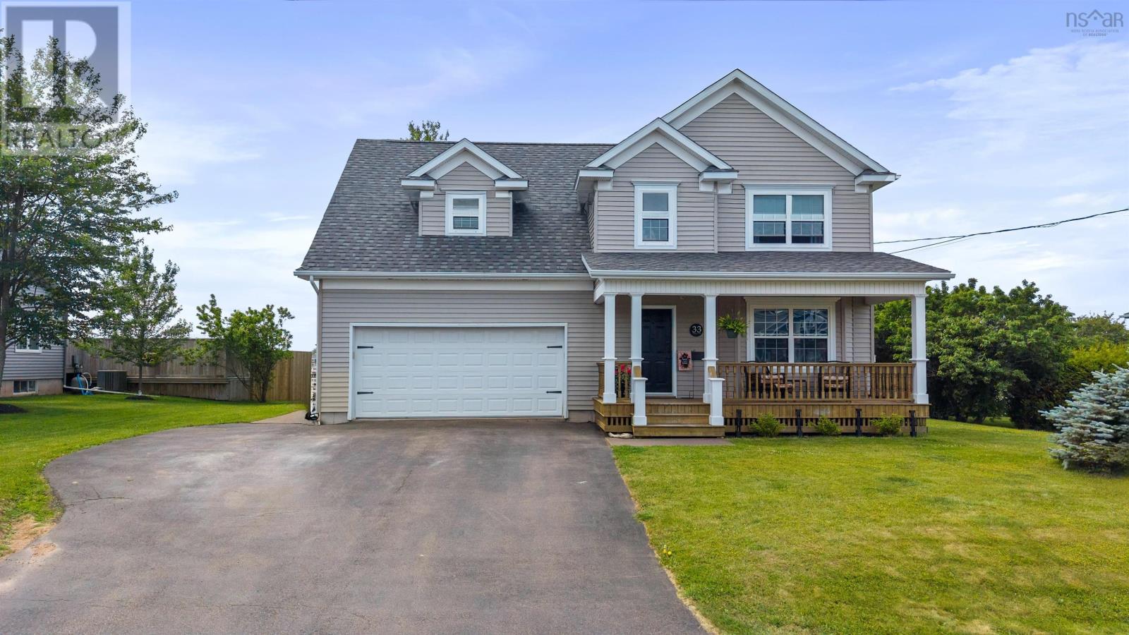 33 Abbey Road, Amherst, Nova Scotia  B4H 4V9 - Photo 1 - 202516168