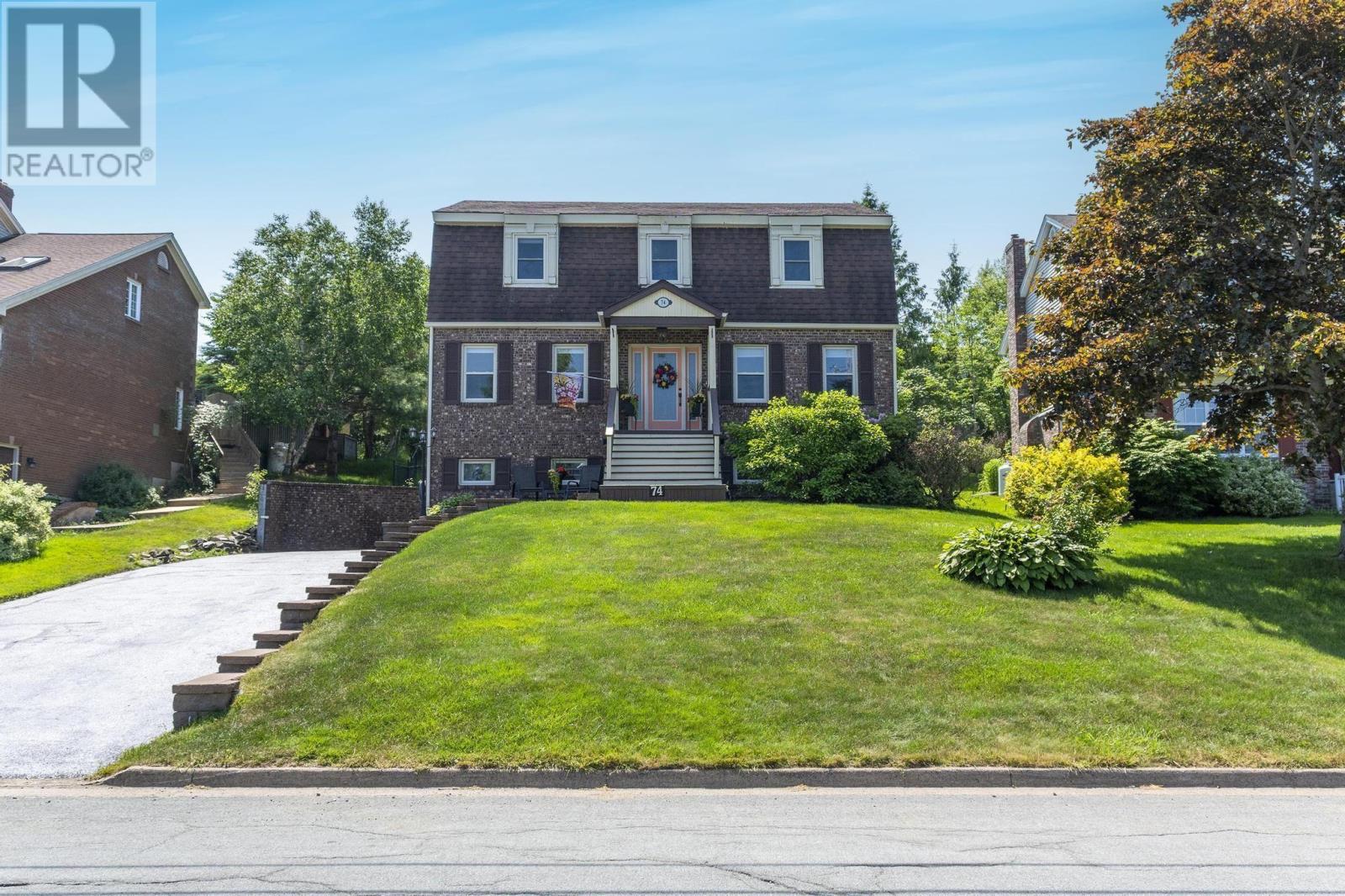 Property at 74 Lakeshire Crescent image 1