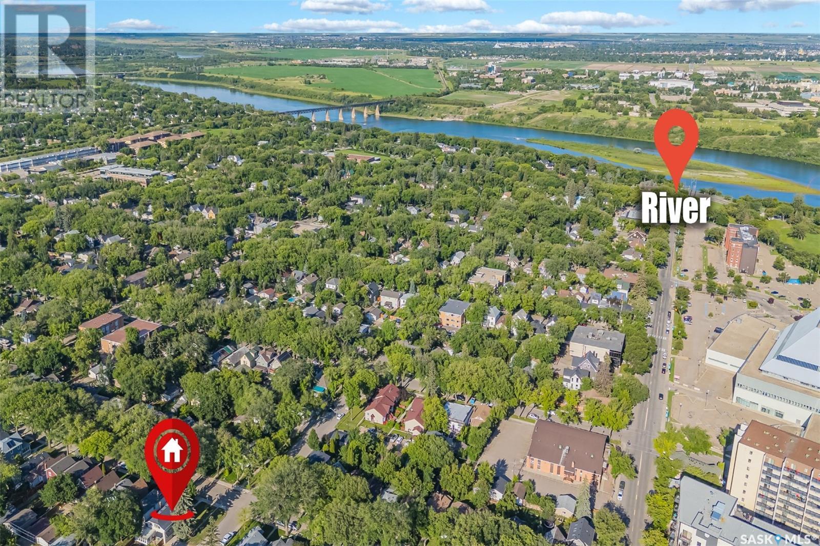 Property at 703 4th AVENUE N image 3