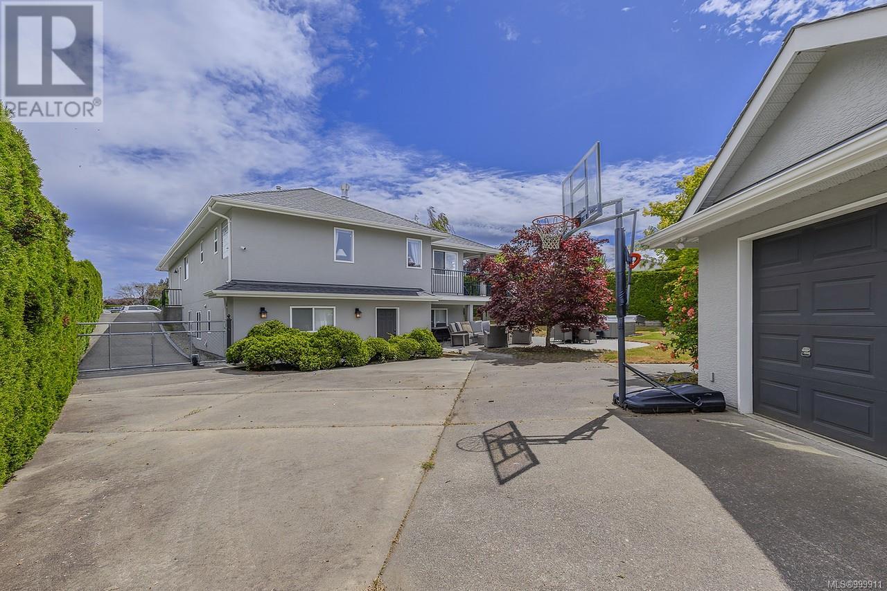 1112 Aery View Way, Parksville, British Columbia  V9P 2N9 - Photo 9 - 999911