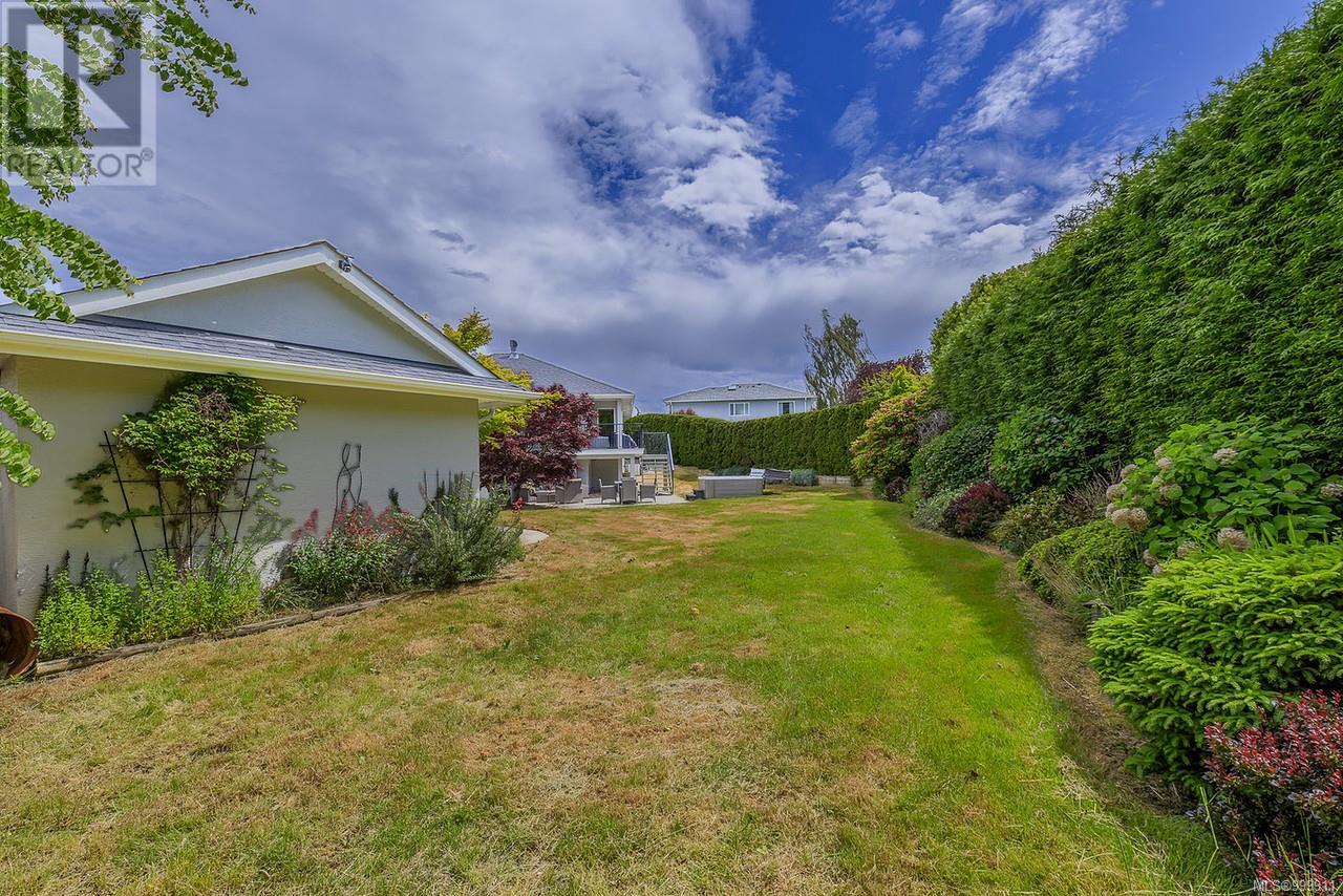 1112 Aery View Way, Parksville, British Columbia  V9P 2N9 - Photo 60 - 999911