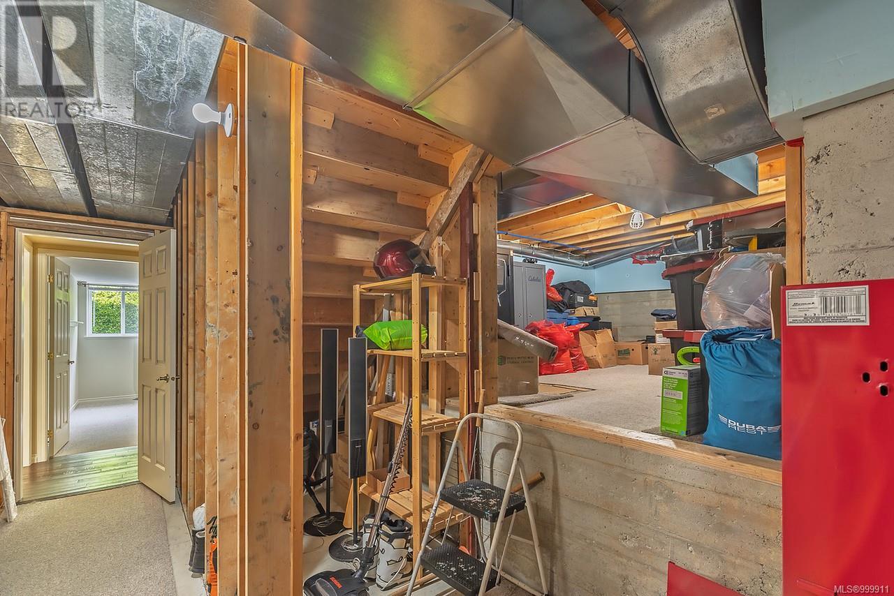 Property at 1112 Aery View Way image 3