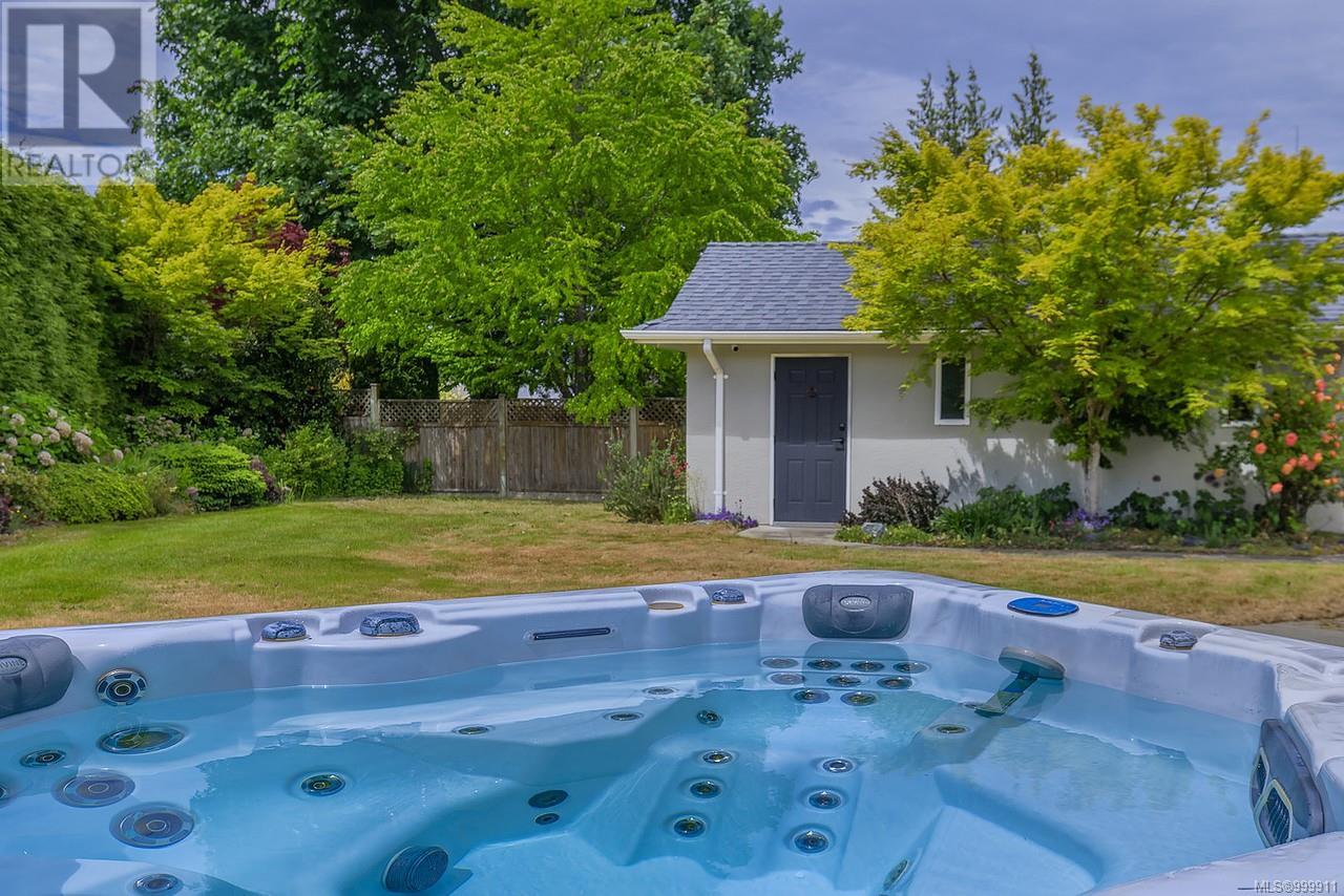 1112 Aery View Way, Parksville, British Columbia  V9P 2N9 - Photo 52 - 999911