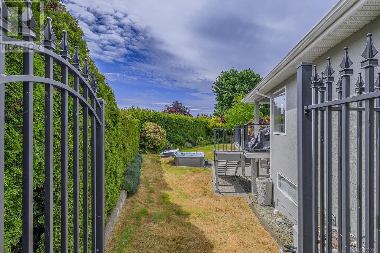 1112 Aery View Way, Parksville, British Columbia  V9P 2N9 - Photo 70 - 999911