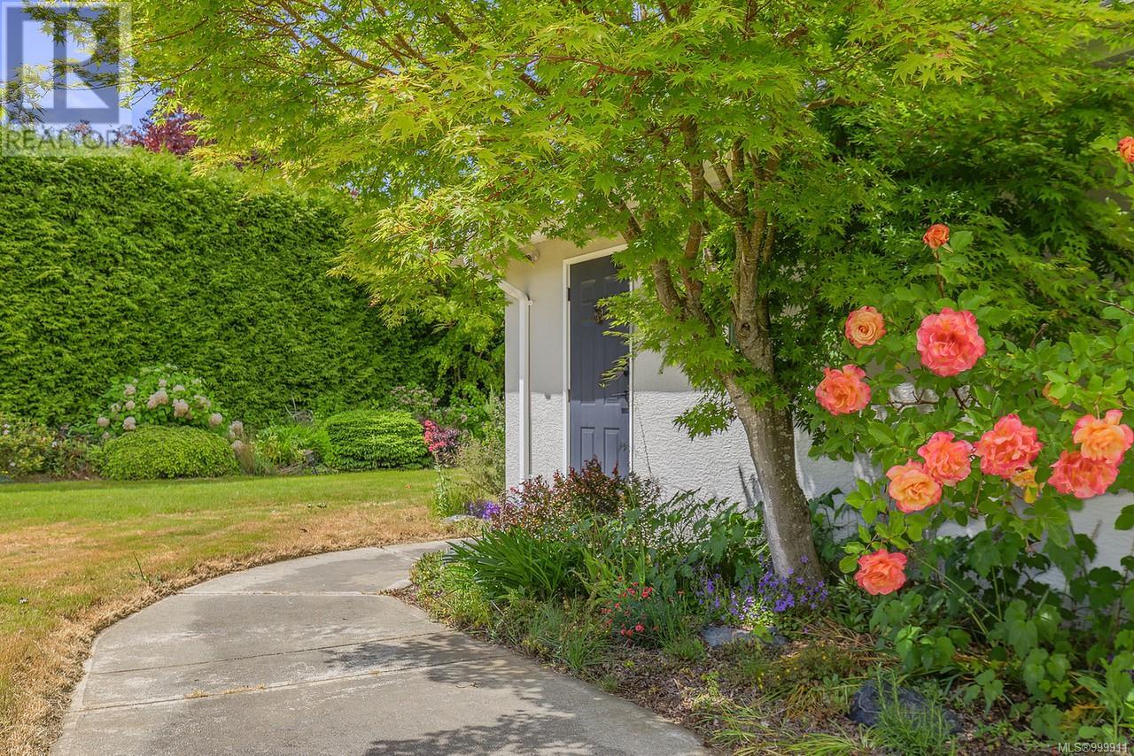 1112 Aery View Way, Parksville, British Columbia  V9P 2N9 - Photo 54 - 999911