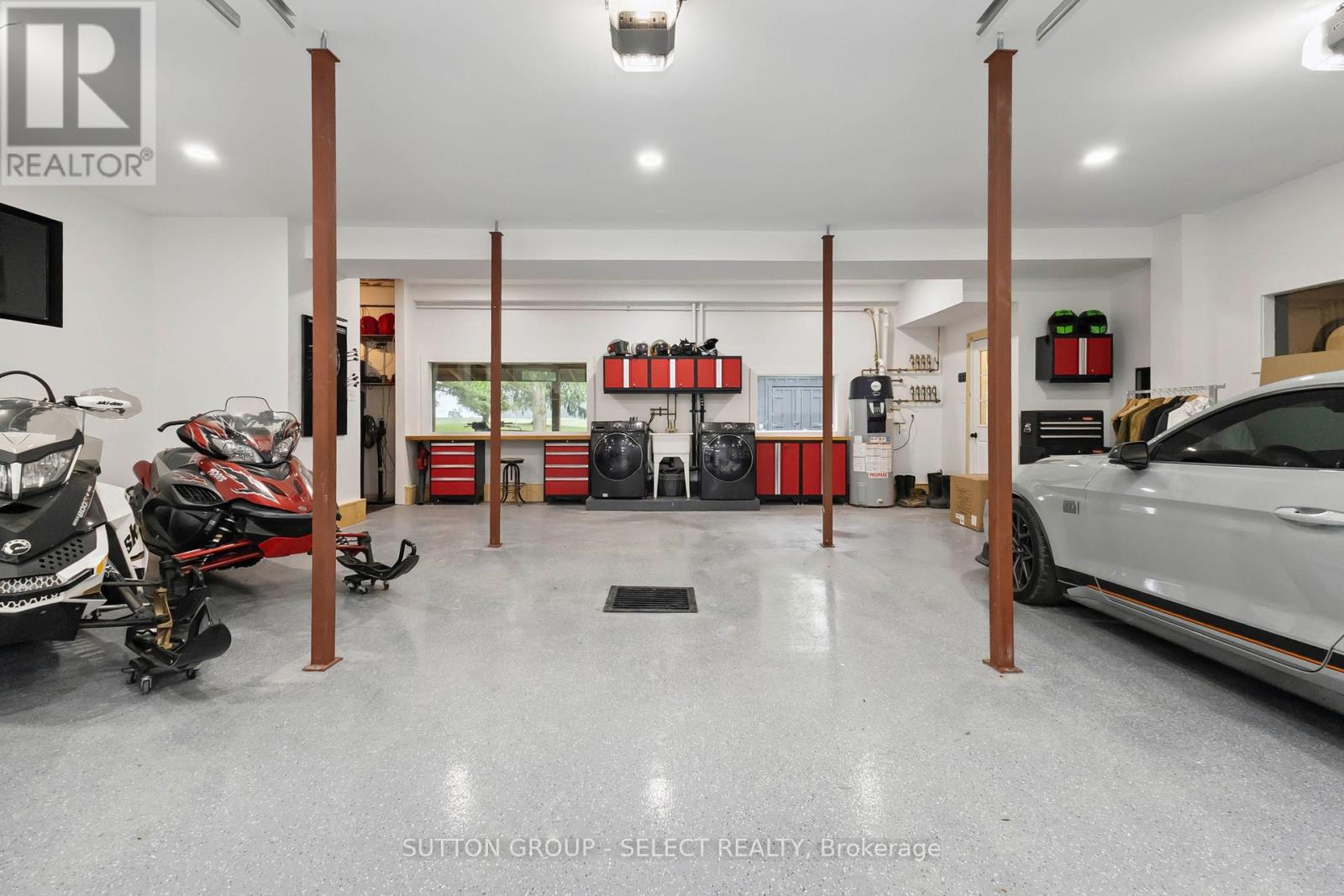 10096 Charlton Drive, Middlesex Centre, Ontario  N0M 1P0 - Photo 30 - X12256140