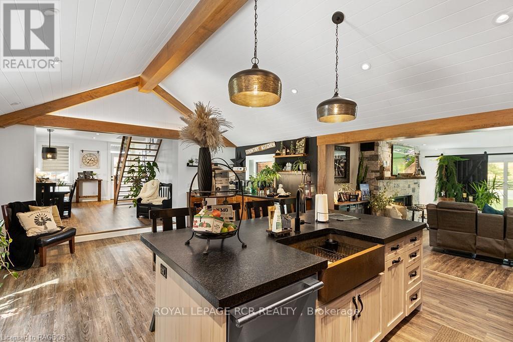 408082 Grey 4 Road, Grey Highlands, Ontario  N0C 1J0 - Photo 21 - X10845807