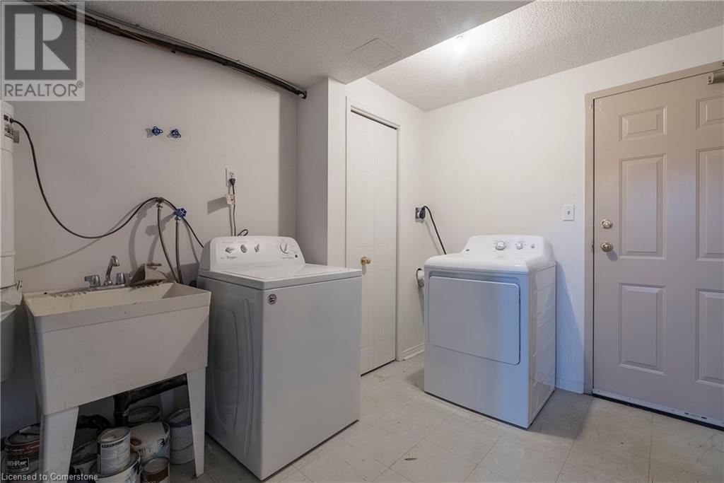 1241 Parkwest Place Unit# 4, Mississauga, Ontario  L5E 3J3 - Photo 42 - 40746929