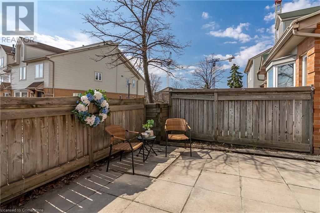 Property at 1241 PARKWEST Place Unit# 4 image 5