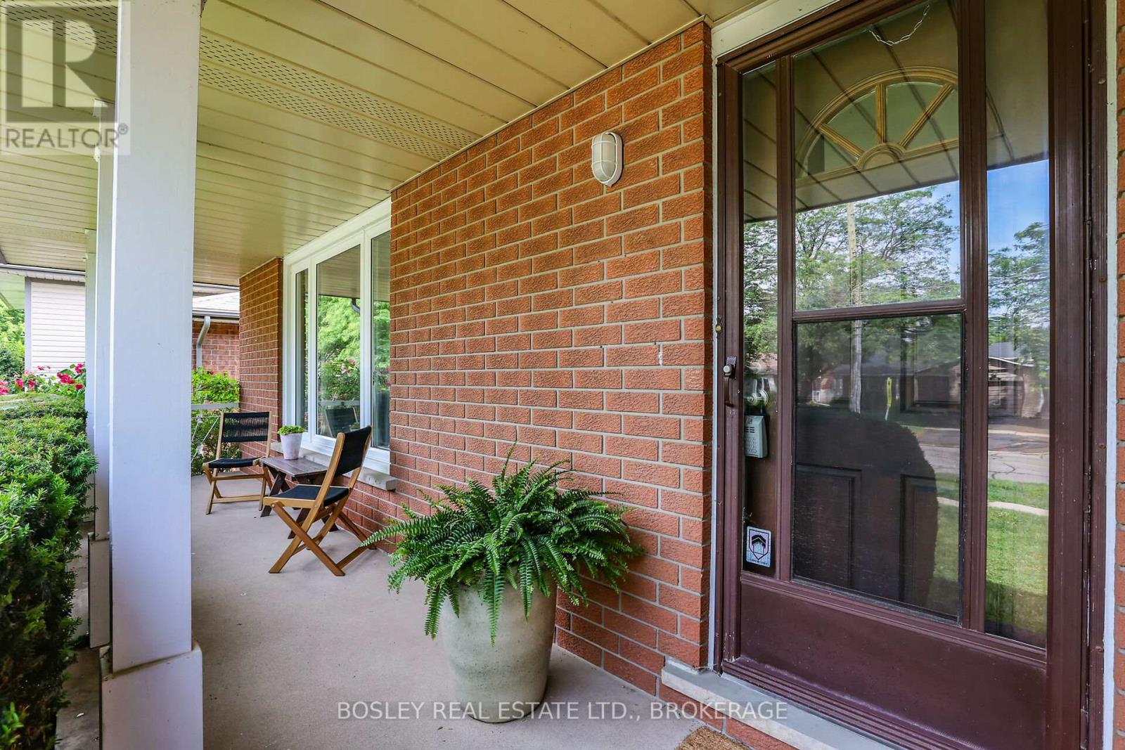 Property at 624 LAKE STREET image 2