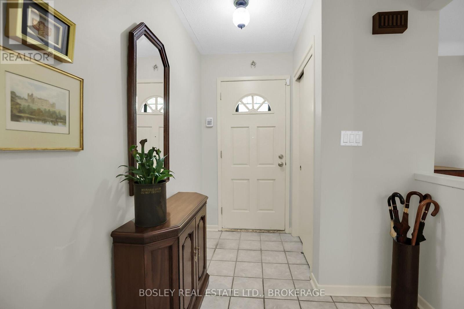 Property at 624 LAKE STREET image 3