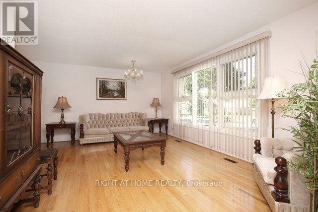 62 Cherrystone Drive, Toronto, Ontario  M2H 1S1 - Photo 5 - C12255966