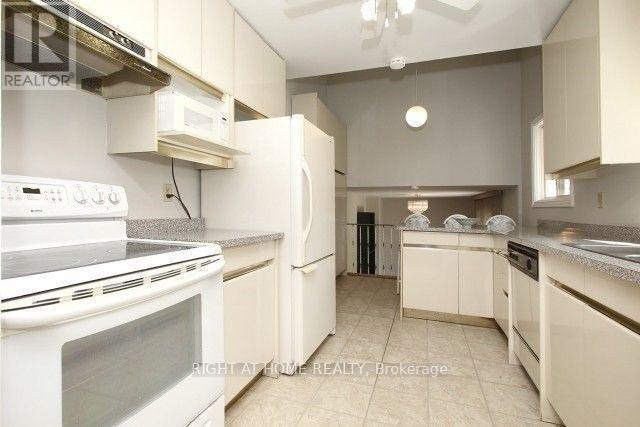 62 Cherrystone Drive, Toronto, Ontario  M2H 1S1 - Photo 9 - C12255966