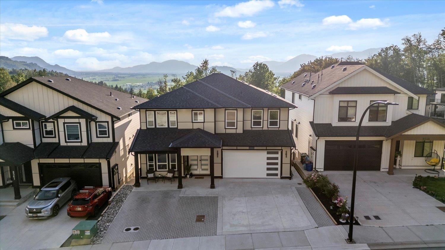 Property at 8555 FOREST GATE DRIVE image 3