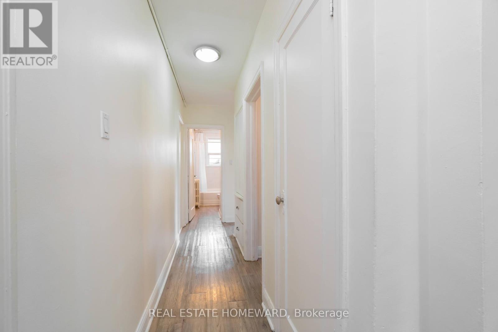 4 - 44 Pharmacy Avenue, Toronto, Ontario  M1L 3E5 - Photo 1 - E12255953